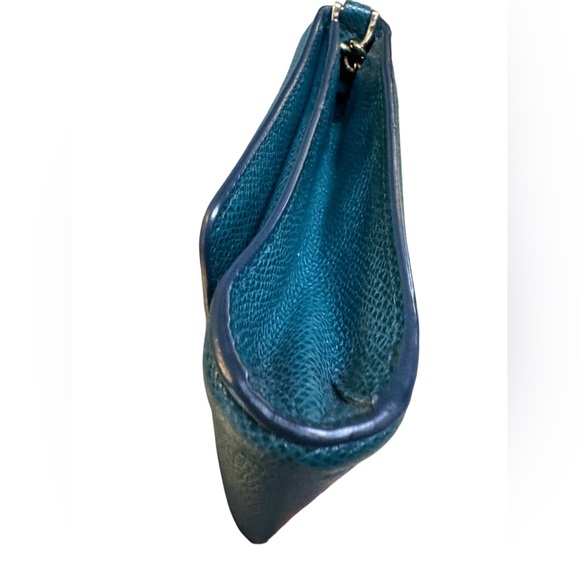 SALVATORE FERRAGAMO Vara Bow Crossbody - Picture 7 of 12